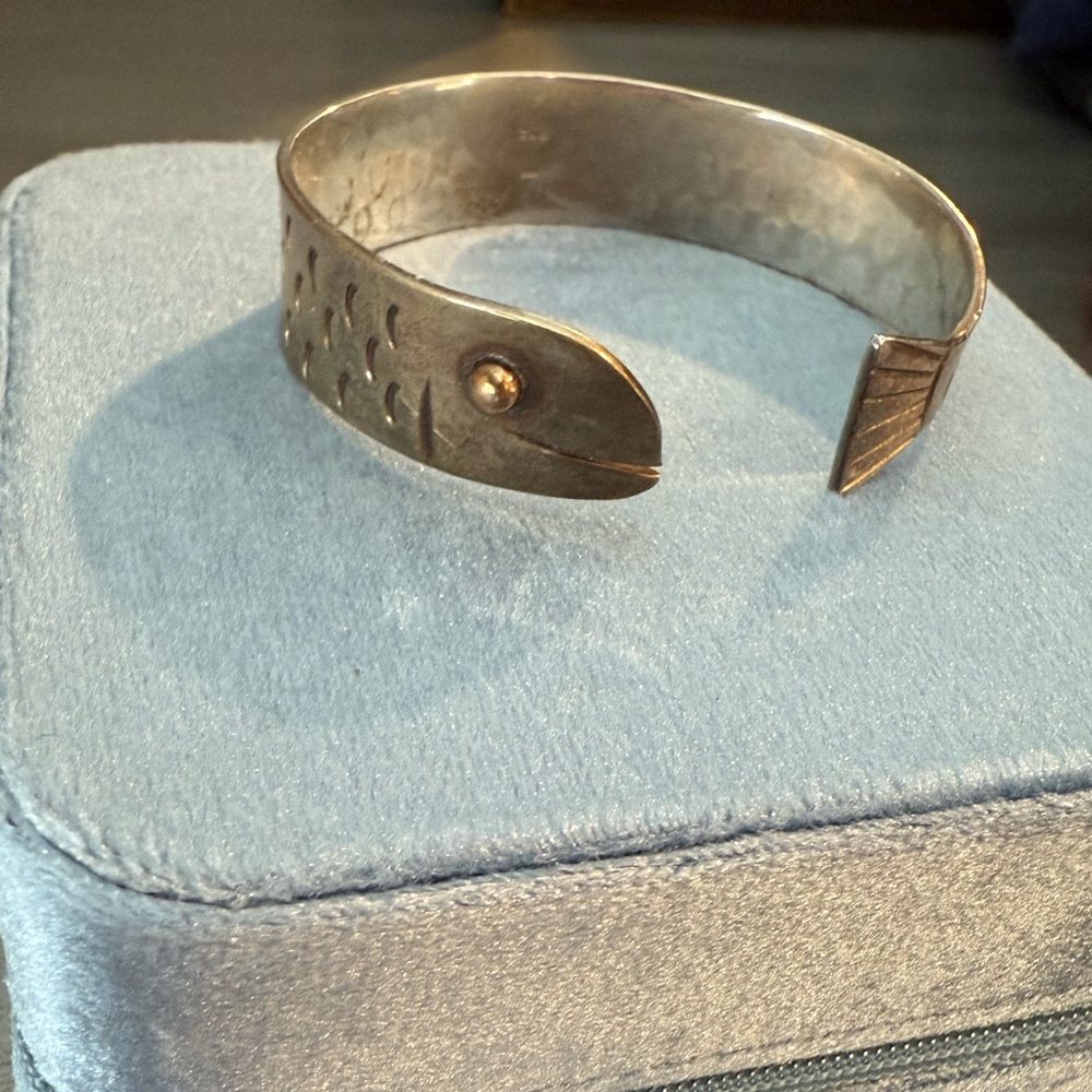 Cape Cod Sterling Silver Fish with 14k Gold Eye Bracelet